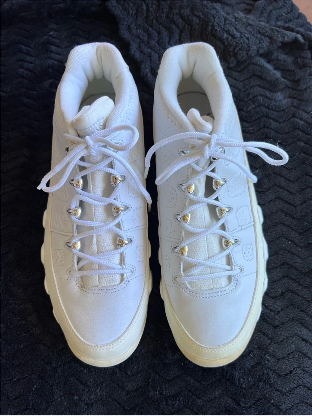 Vintage 2002 Air Jordan 9 Retro Low 